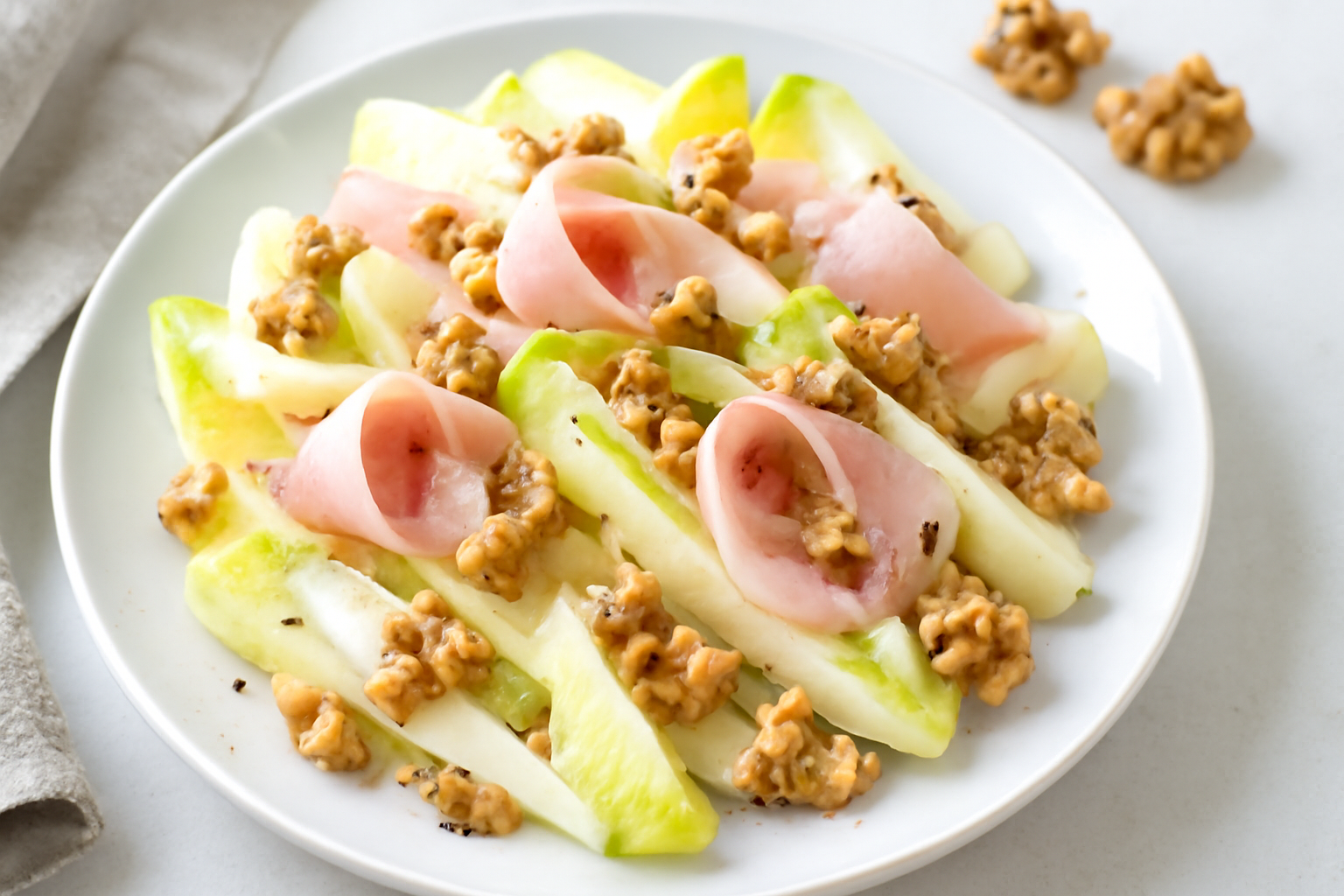 Salade d'Endives au Jambon et aux Noix